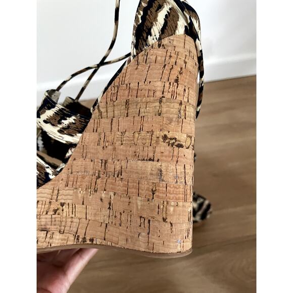 Bamboo Animal Print Heels Size 8 - Picture 5 of 11